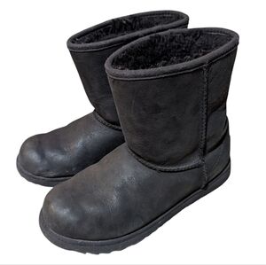 Ugg Kids' Classic Short Waterproof Weather Boot Black size 6
